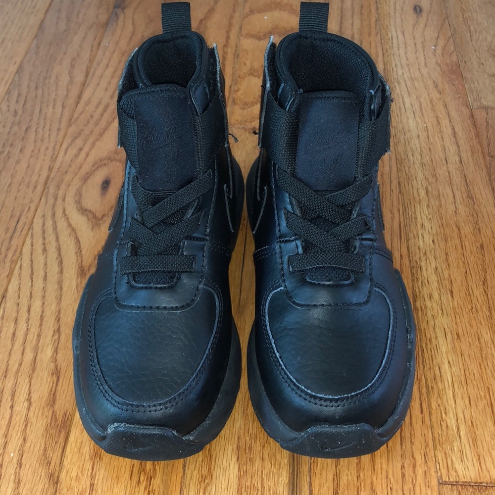 Nike Toddler boy shoes